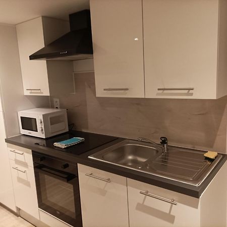 Appartement Calme Saint-Maixent-lʼÉcole الغرفة الصورة